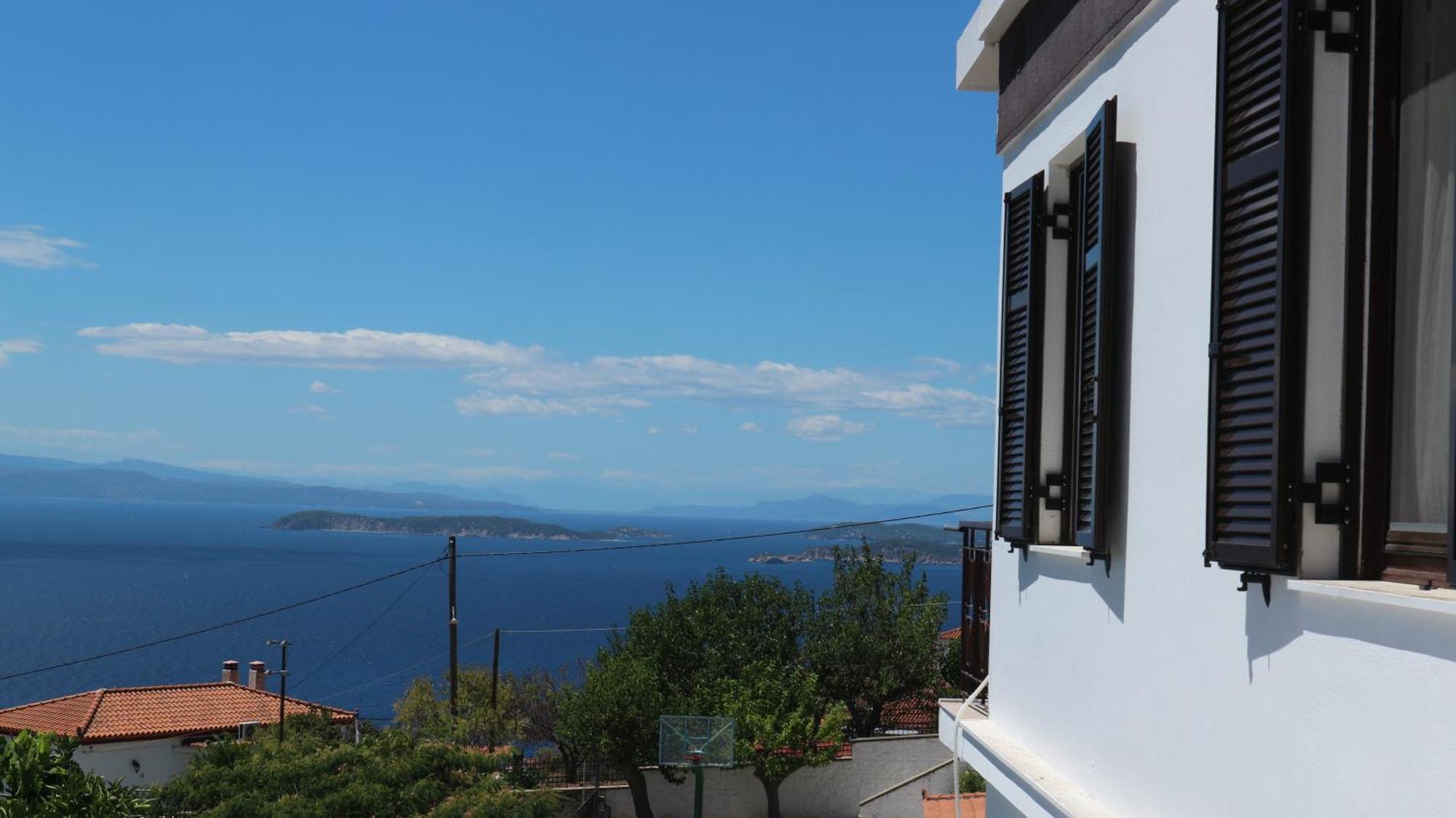 Demie And George Ηouse Villa Loutraki  Exterior foto